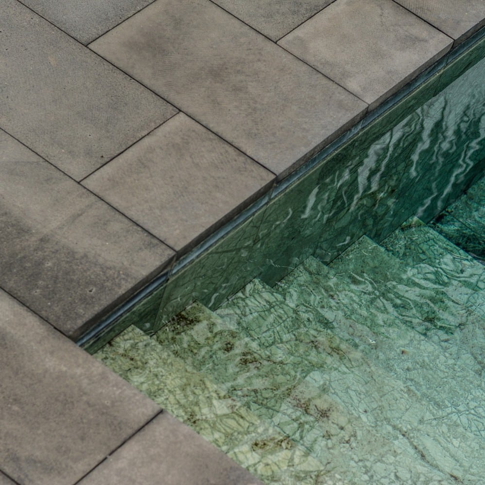 Margelle de piscine